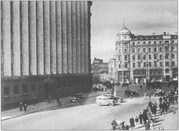 Иллюстрация к книге — Подлинная история "Майора Вихря" [i_014.jpg]