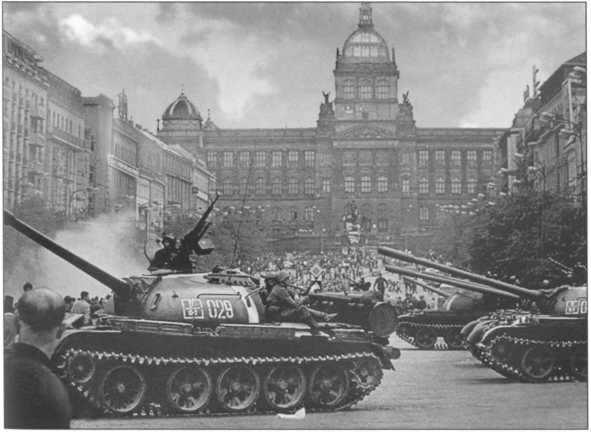 Иллюстрация к книге — Подлинная история "Майора Вихря" [i_029.jpg]