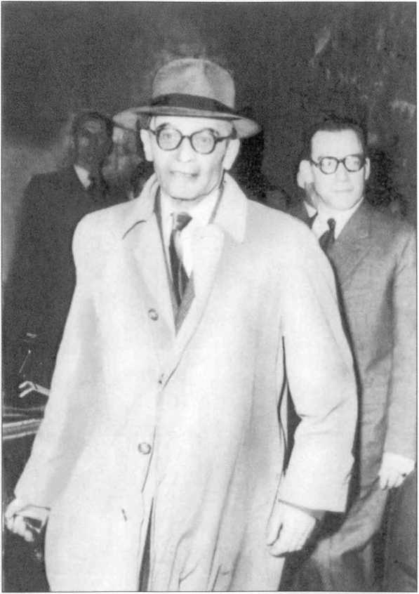 Иллюстрация к книге — Без права на ошибку. Книга о военной разведке. 1943 год [image44.jpg]