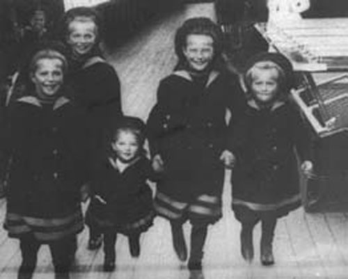 Иллюстрация к книге — Император Николай II. Жизнь, Любовь, Бессмертие [_63.jpg]