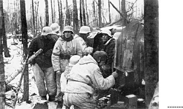 Иллюстрация к книге — Генерал из трясины. Судьба и история Андрея Власова. Анатомия предательства [i_035.jpg]