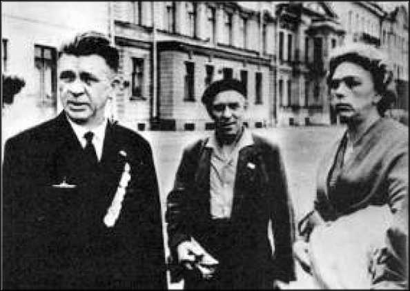 Иллюстрация к книге — Маринеско Александр Иванович [i_064.jpg]