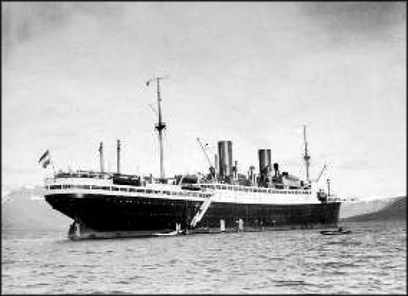 Иллюстрация к книге — Маринеско Александр Иванович [i_104.jpg]