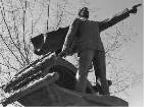 Иллюстрация к книге — Маринеско Александр Иванович [i_171.jpg]