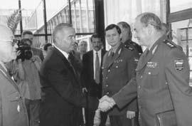 Иллюстрация к книге — Я горд, что русский генерал [i_001.jpg]