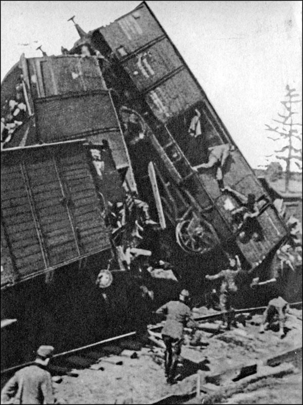 Иллюстрация к книге — Как СМЕРШ спас Сталина. Покушения на Вождя [_013.jpg]