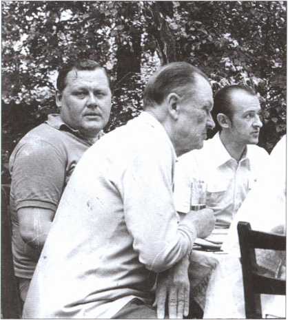 Иллюстрация к книге — Начальник внешней разведки. Спецоперации генерала Сахаровского [i_017.jpg]