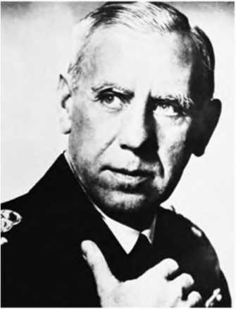 Иллюстрация к книге — Гитлеровская машина шпионажа. Военная и политическая разведка Третьего рейха. 1933-1945 [i_024.jpg]