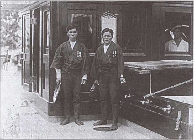 Иллюстрация к книге — В тени Восходящего солнца [image4.jpg]