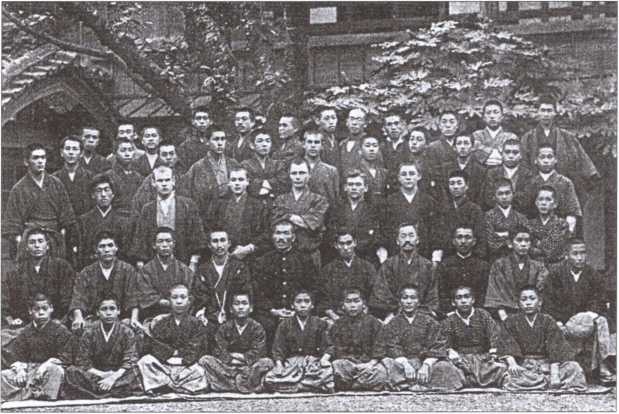 Иллюстрация к книге — В тени Восходящего солнца [image8.jpg]