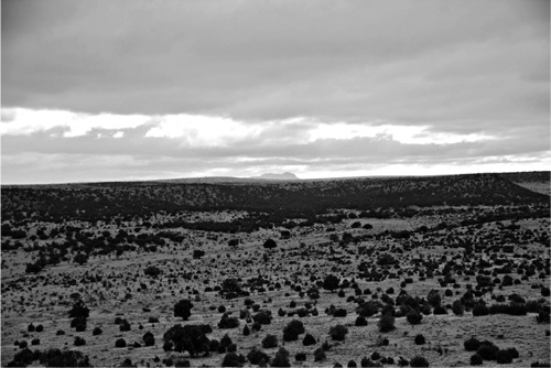 Иллюстрация к книге — Лучи смерти. Из истории геофизического, пучкового, климатического и радиологического оружия [i_054.jpg]