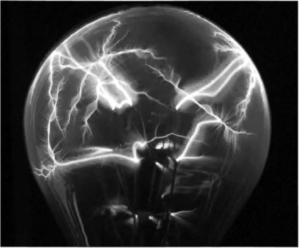 Иллюстрация к книге — Никола Тесла. Наследие великого изобретателя [i_040.jpg]