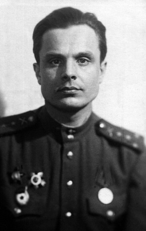 Иллюстрация к книге — Я был похоронен заживо. Записки дивизионного разведчика [i_009.jpg]