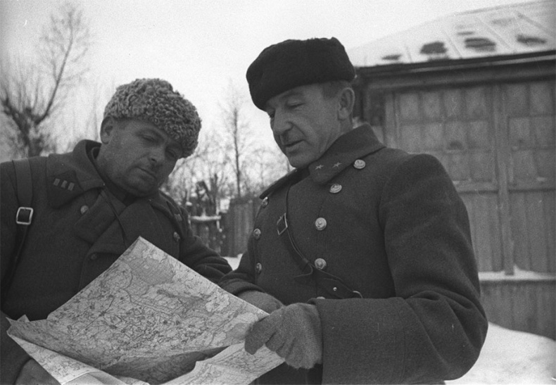 Иллюстрация к книге — РННА. Враг в советской форме [i_035.jpg]