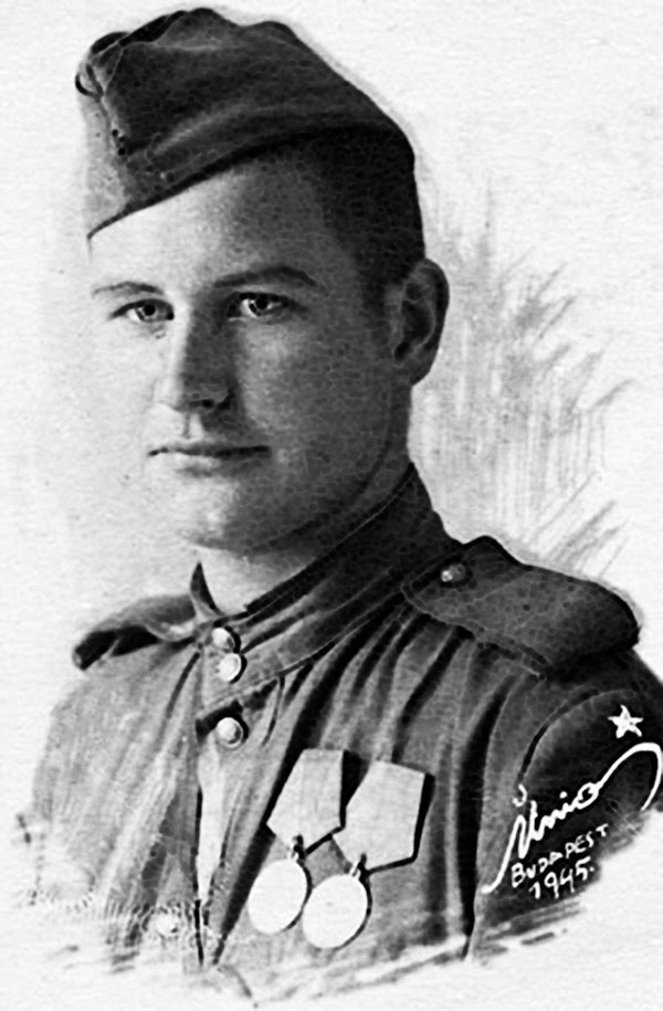 Иллюстрация к книге — Я взял Берлин и освободил Европу [bemjurijjottovich.jpg]