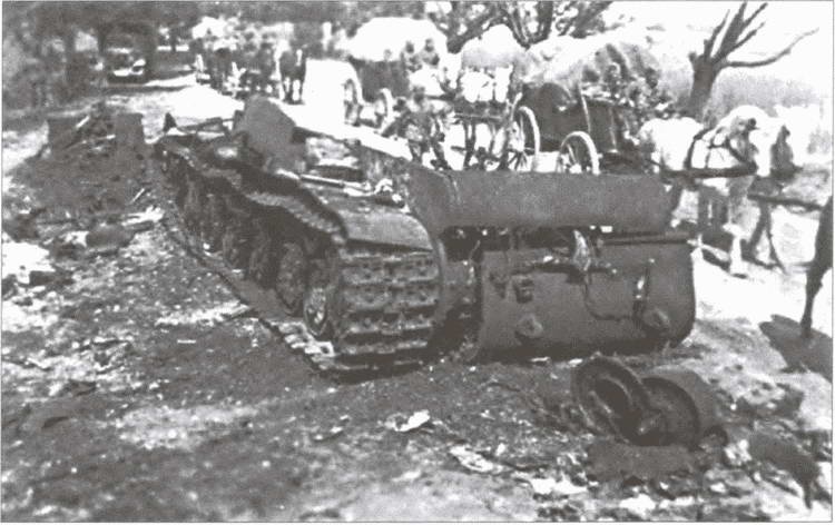 Иллюстрация к книге — Накануне 22 июня. Был ли готов Советский Союз к войне? [i_042.jpg]