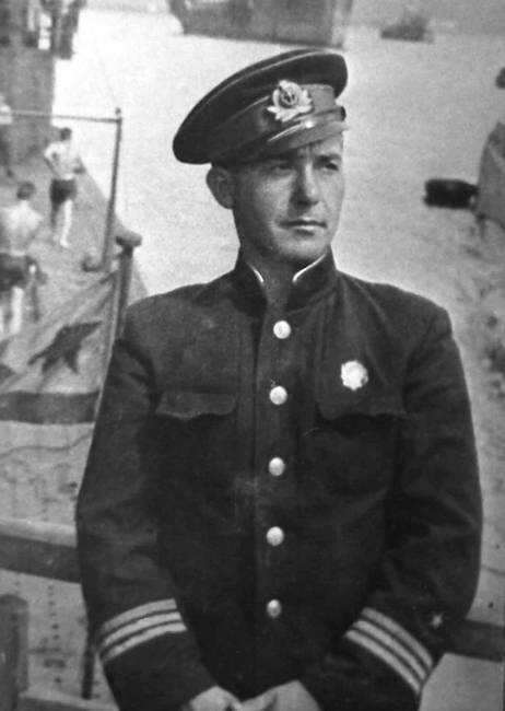 Иллюстрация к книге — Черноморский флот в Великой Отечественной войне. Краткий курс боевых действий [i_077.jpg]