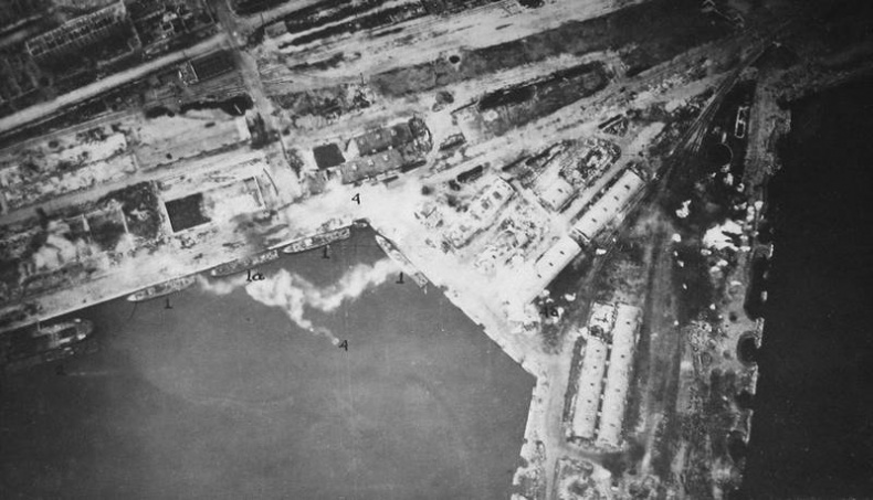 Иллюстрация к книге — Черноморский флот в Великой Отечественной войне. Краткий курс боевых действий [i_114.jpg]