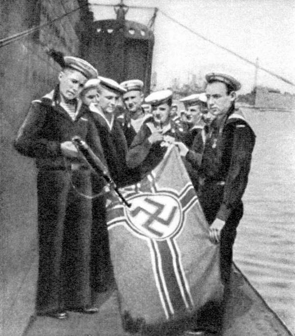 Иллюстрация к книге — Черноморский флот в Великой Отечественной войне. Краткий курс боевых действий [i_124.jpg]