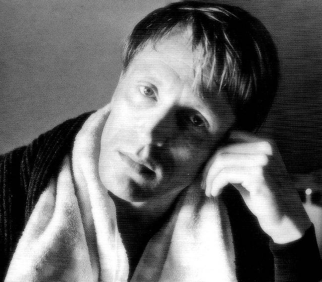 Иллюстрация к книге — Рудольф Нуреев. Я умру полубогом! [i_015.jpg]