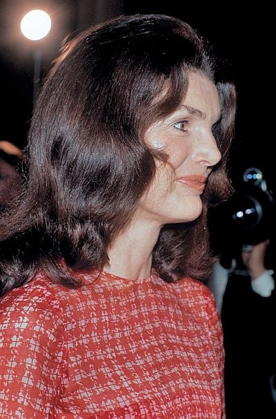 Иллюстрация к книге — Жаклин Кеннеди. Американская королева [_16.jpg]