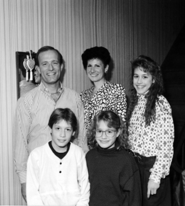 Иллюстрация к книге — Невидимая нить. Встреча, которая изменила все [_4_3.jpg]