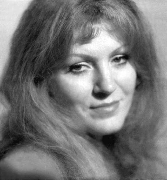 Иллюстрация к книге — Анна Герман. Сто воспоминаний о великой певице [i_002.jpg]