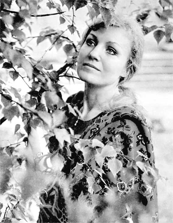 Иллюстрация к книге — Анна Герман. Сто воспоминаний о великой певице [i_019.jpg]