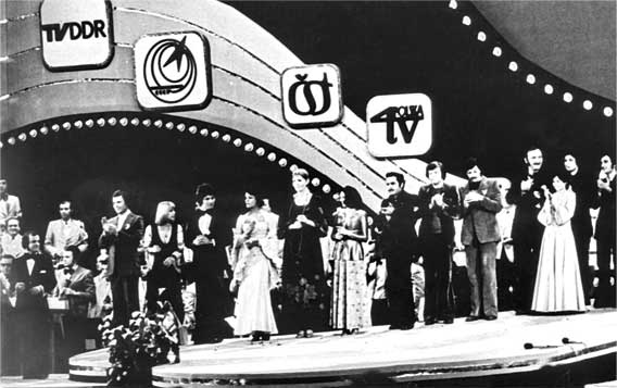 Иллюстрация к книге — Анна Герман. Сто воспоминаний о великой певице [i_045.jpg]