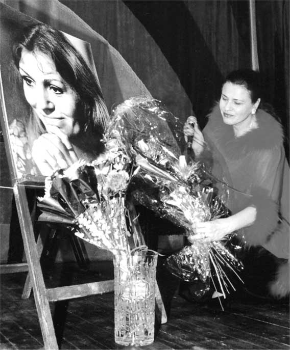 Иллюстрация к книге — Анна Герман. Сто воспоминаний о великой певице [i_046.jpg]