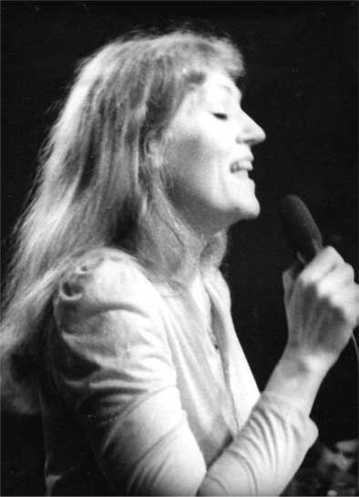 Иллюстрация к книге — Анна Герман. Сто воспоминаний о великой певице [i_102.jpg]