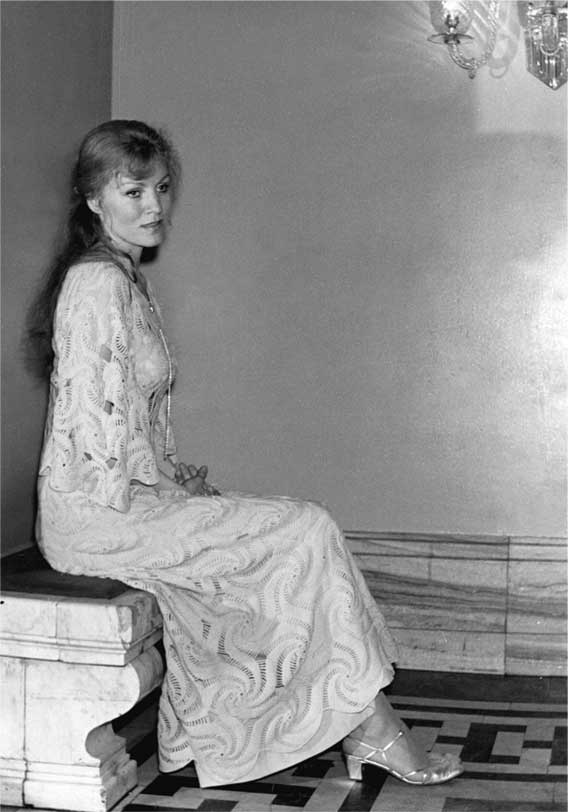 Иллюстрация к книге — Анна Герман. Сто воспоминаний о великой певице [i_166.jpg]