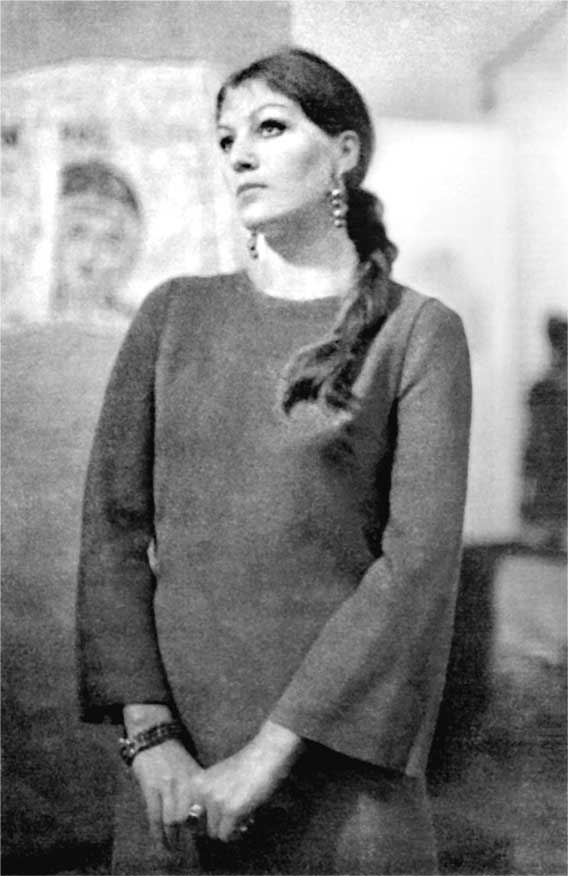 Иллюстрация к книге — Анна Герман. Сто воспоминаний о великой певице [i_167.jpg]