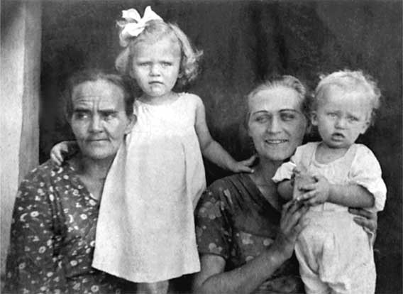 Иллюстрация к книге — Анна Герман. Сто воспоминаний о великой певице [i_195.jpg]