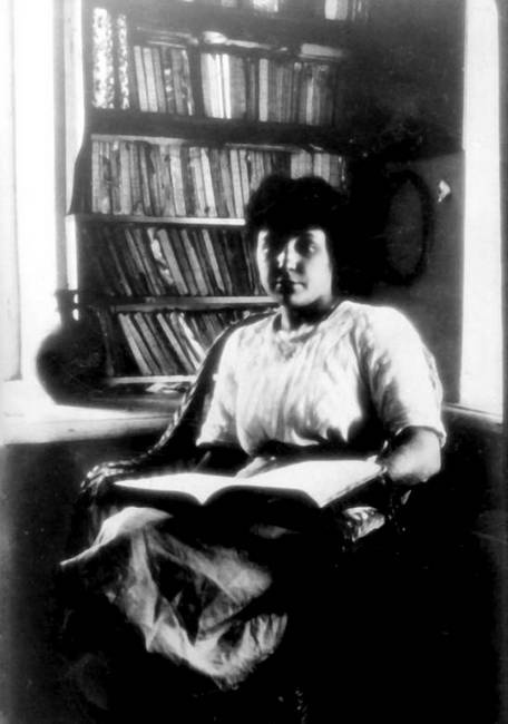 Иллюстрация к книге — Моя мать - Марина Цветаева [i_008.jpg]