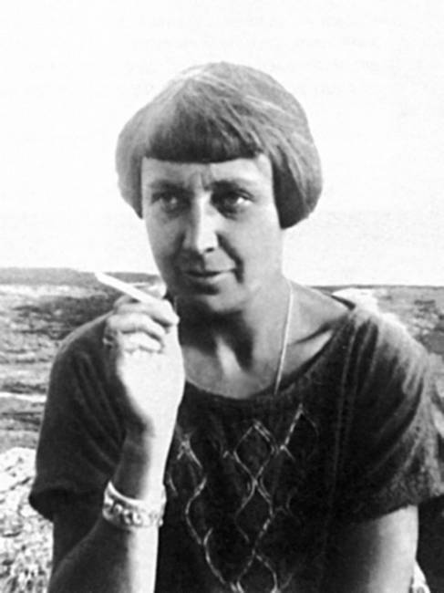 Иллюстрация к книге — Моя мать - Марина Цветаева [i_025.jpg]