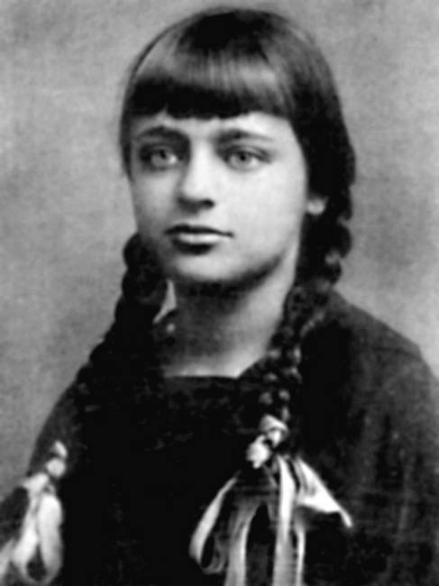 Иллюстрация к книге — Моя мать - Марина Цветаева [i_026.jpg]