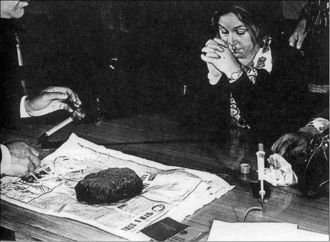 Иллюстрация к книге — «Медовая ловушка». История трех предательств [img13EC.jpg]