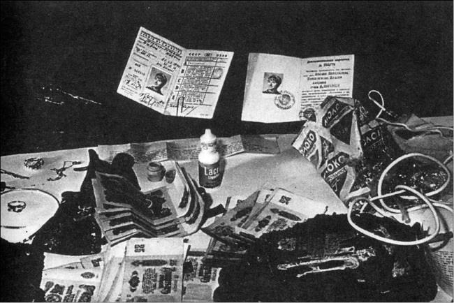 Иллюстрация к книге — «Медовая ловушка». История трех предательств [img70B2.jpg]