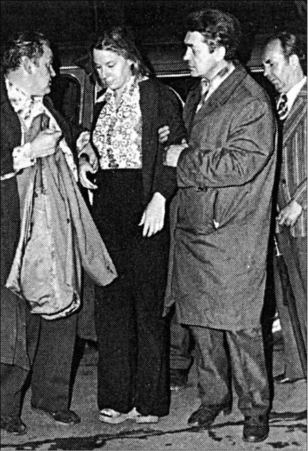 Иллюстрация к книге — «Медовая ловушка». История трех предательств [img8BEF.jpg]