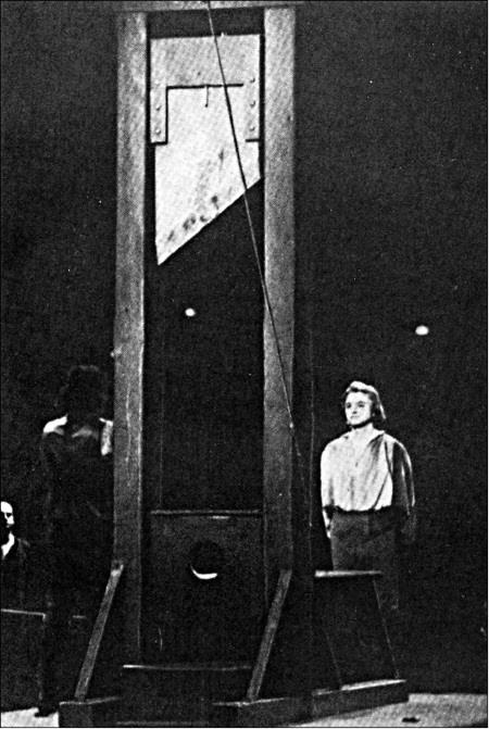 Иллюстрация к книге — «Медовая ловушка». История трех предательств [imgA9BD.jpg]