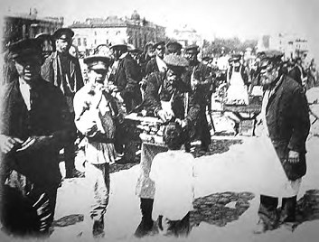 Иллюстрация к книге — Жизнь русского обывателя. На шумных улицах градских [pic_122.jpg]