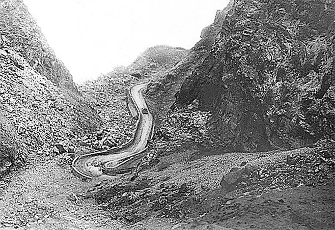 Иллюстрация к книге — За речкой шла война... [i_003.jpg]