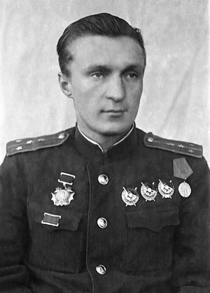 Иллюстрация к книге — Нас звали «смертниками». Исповедь торпедоносца [block_001608_page_176_image_0001.jpg]