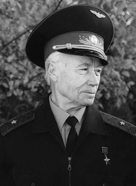 Иллюстрация к книге — Нас звали «смертниками». Исповедь торпедоносца [block_001608_page_593_image_0001.jpg]