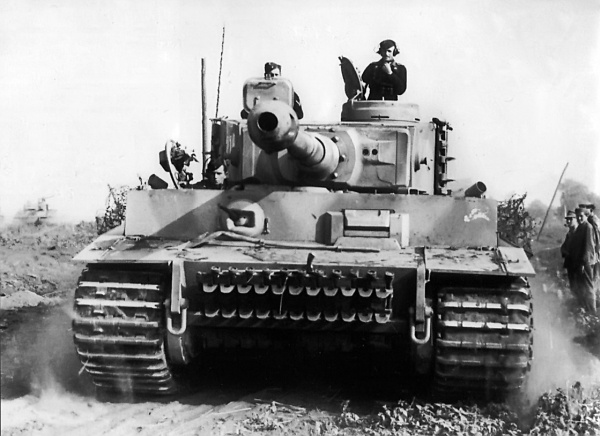 Иллюстрация к книге — Освобождение. Переломные сражения 1943 года [i_037.jpg]