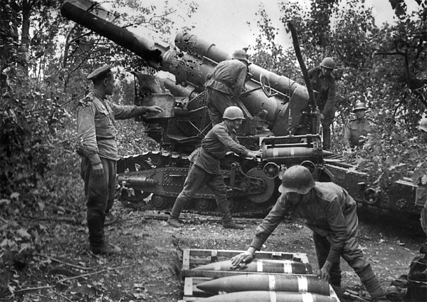 Иллюстрация к книге — Освобождение. Переломные сражения 1943 года [i_044.jpg]