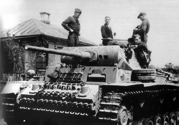 Иллюстрация к книге — Освобождение. Переломные сражения 1943 года [i_064.jpg]