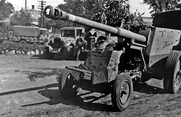 Иллюстрация к книге — Освобождение. Переломные сражения 1943 года [i_115.jpg]