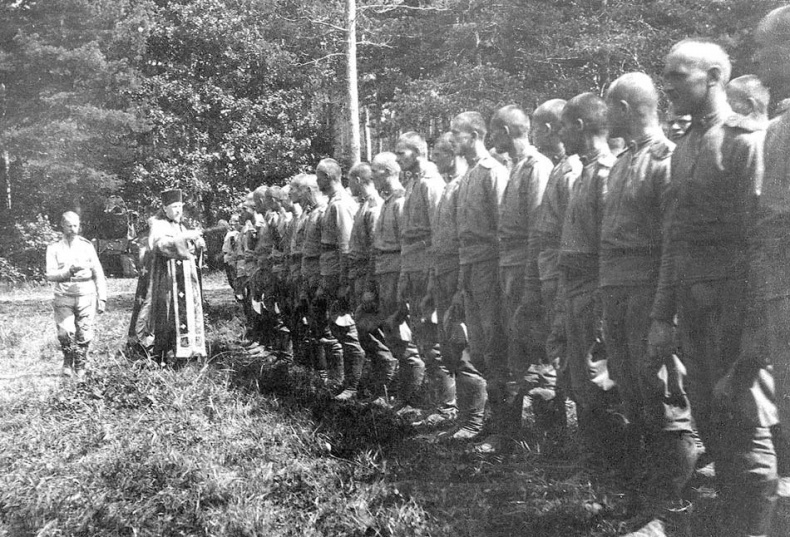 Иллюстрация к книге — Генерал Кутепов. Гибель Старой гвардии [_136.jpg]